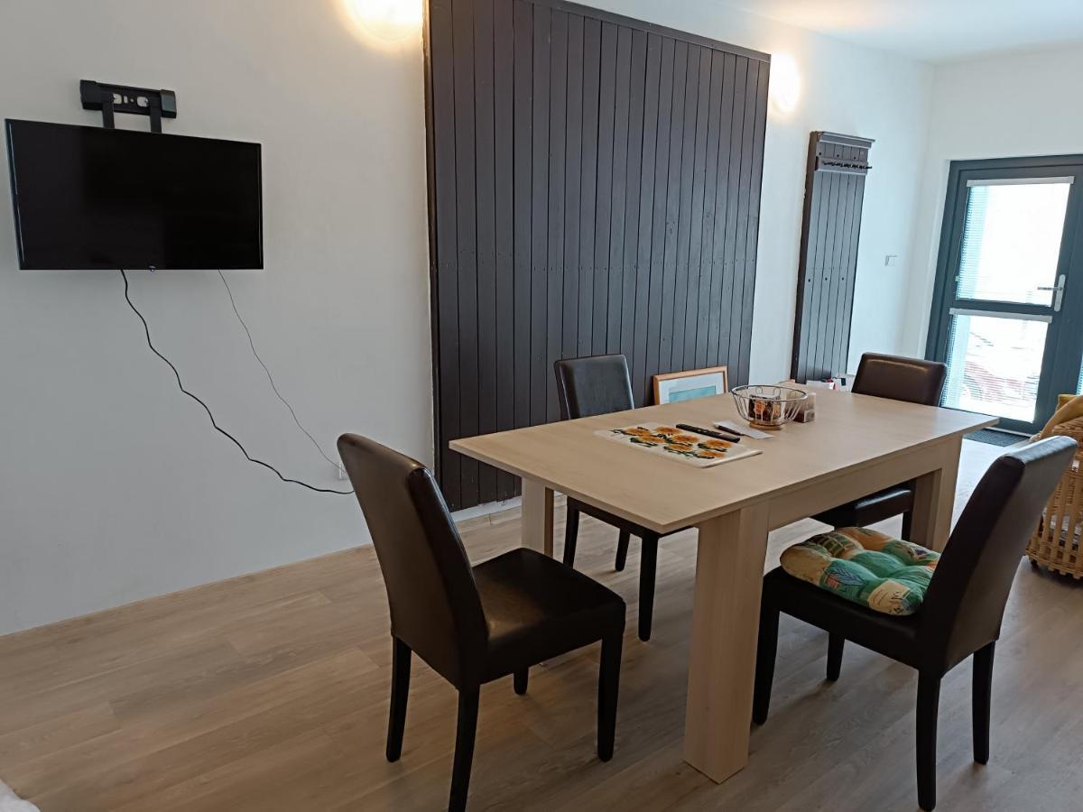 Tina Apartments Černá v Pošumaví Exterior foto
